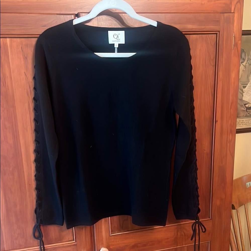 Black Lace-Up Crew Neck Sweater